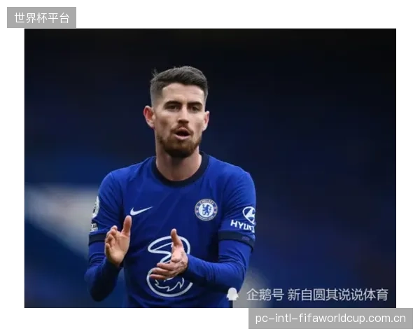 主力中场吉尔摩的回归，将丰富克拉克在中场的战术选择与轮换空间。